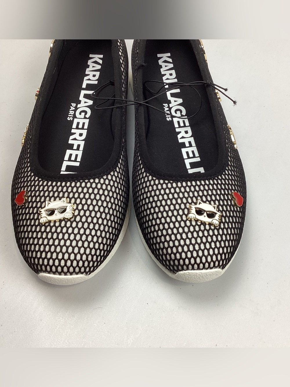 Karl Lagerfeld Paris Maleia Mesh Ballet Flats Black White Charms Sz 8 KL268331 - Picture 2 of 9